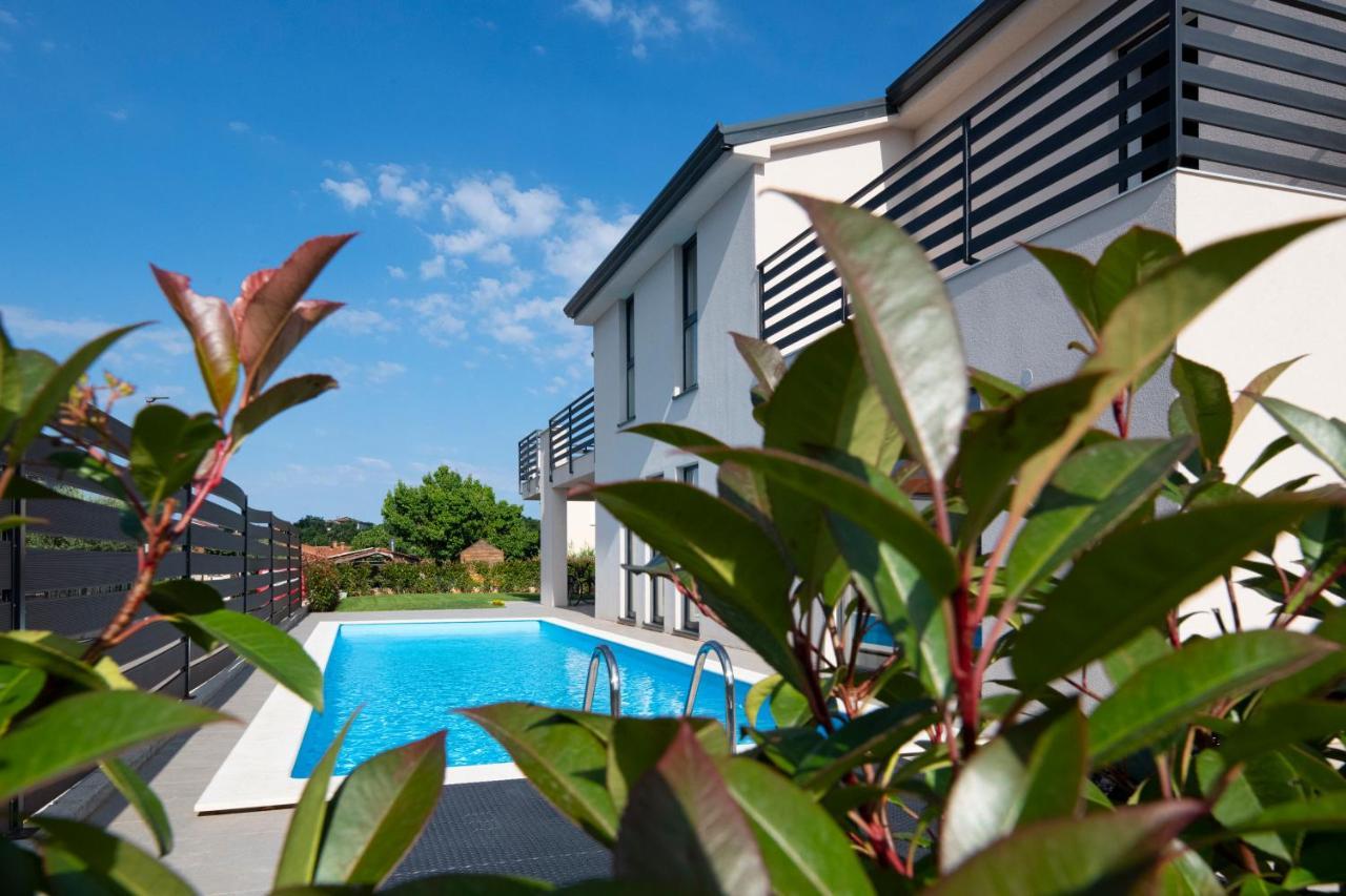 Marcante Family Villa With A Pool 波雷奇 外观 照片